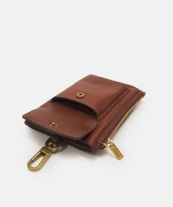 Fossil RIO Portefeuille Brown Femme 9 Fossil RIO Portefeuille Brown Femme -Fossil Soldes 2022 273c35e4810c4130a756c45f20ab3ffb