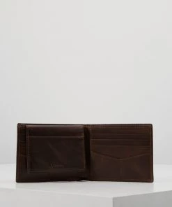 Fossil DERRICK PASSCS SET Étui Pour Cartes De Visite Dark Brown Homme -Fossil Soldes 2022 9a754ea5c75b4e2d972a050d916444e0