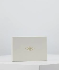 Fossil LOGAN Portefeuille Black Femme 17 Fossil LOGAN Portefeuille Black Femme -Fossil Soldes 2022 9c92709d6e434f33b8de63cfdb3cc079