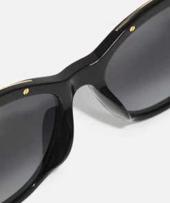 Fossil Lunettes De Soleil Black Femme 11 Fossil Lunettes De Soleil Black Femme -Fossil Soldes 2022 c6834e920ca54536a050d97633e85da2