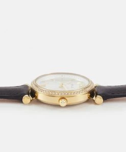 Fossil BOX SET Montre Black Femme 10 Fossil BOX SET Montre Black Femme -Fossil Soldes 2022 fb51cc19151a44c3816e6c6648f8b1c7