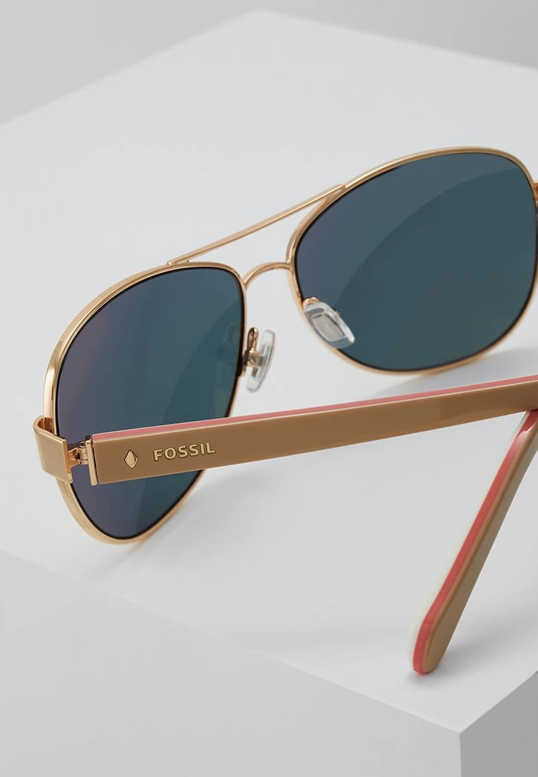 Fossil Femme Lunettes De Soleil Burgundy 5 Fossil Femme Lunettes De Soleil Burgundy – Image 3